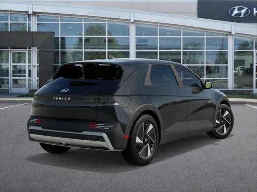 2025 Hyundai IONIQ 5 SE