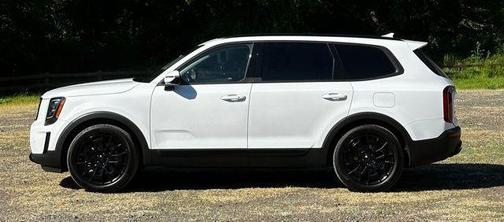 Glacial White Pearl 2021 Kia Telluride SX