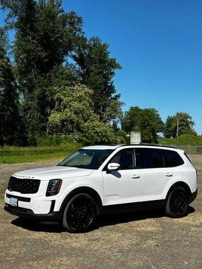 Glacial White Pearl 2021 Kia Telluride SX