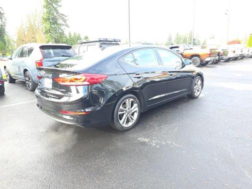 2017 Hyundai ELANTRA Limited