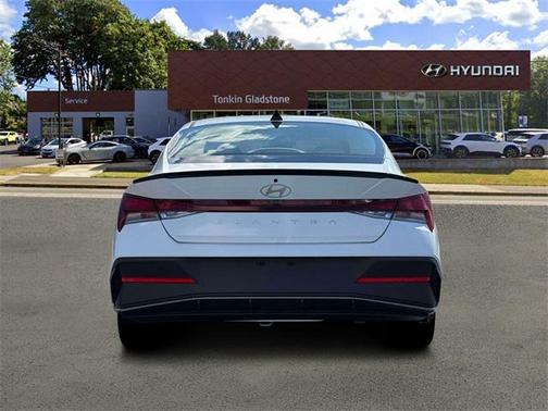 2026 Hyundai ELANTRA Sport