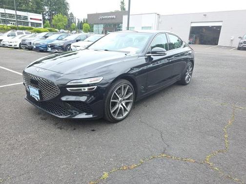 2023 Genesis G70 2.0T AWD