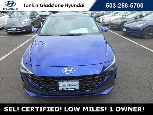 2022 Hyundai ELANTRA SEL