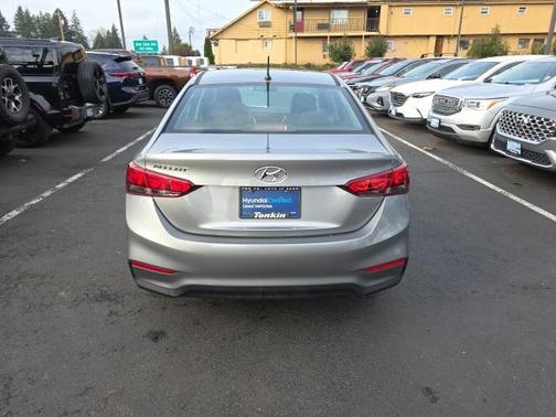 2022 Hyundai Accent SE