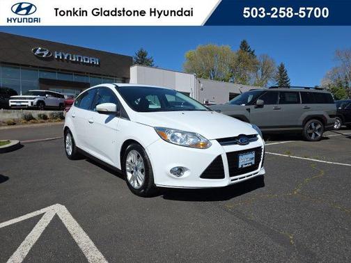 Oxford White 2012 Ford Focus SEL