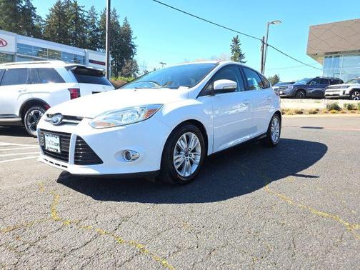 Oxford White 2012 Ford Focus SEL