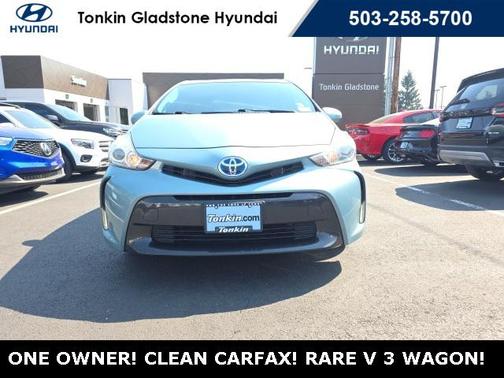 2015 Toyota Prius v Three
