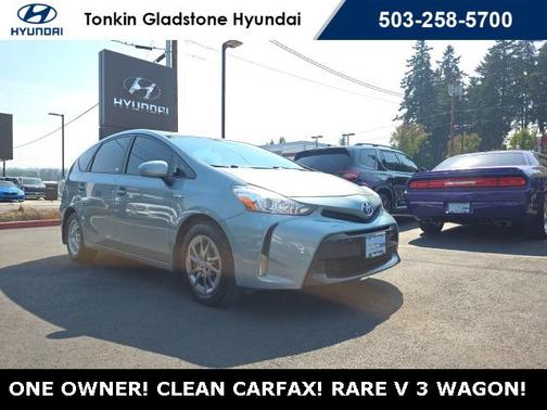 2015 Toyota Prius v Three