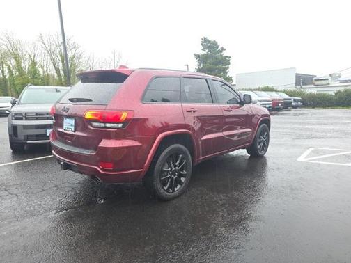 2020 Jeep Grand Cherokee Altitude