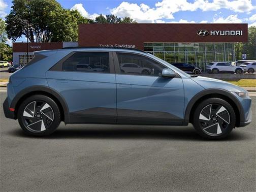 2025 Hyundai IONIQ 5 SE
