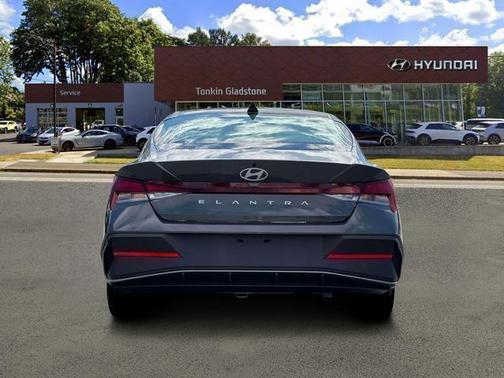 Ecotronic Gray 2026 Hyundai ELANTRA SE
