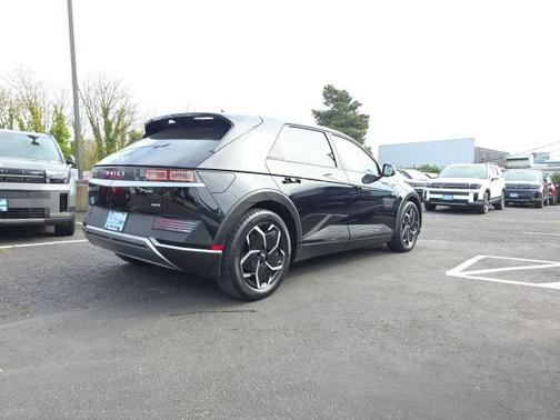 2023 Hyundai IONIQ 5 SE