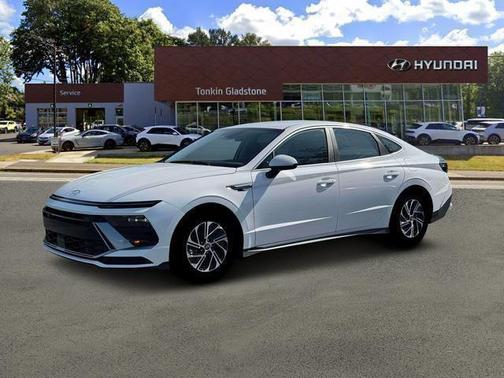 Serenity White 2026 Hyundai SONATA Hybrid Base