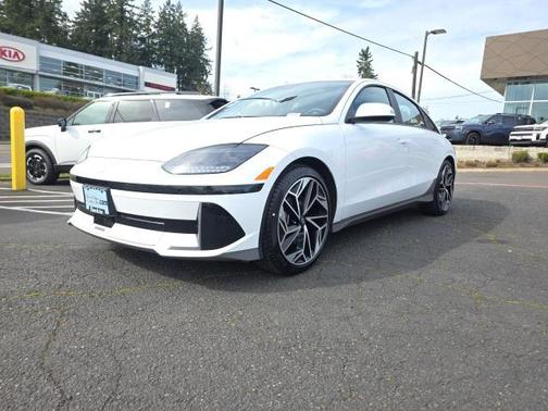 2024 Hyundai IONIQ 6 SE