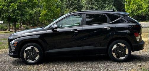Abyss Black Pearl 2024 Hyundai KONA EV SEL