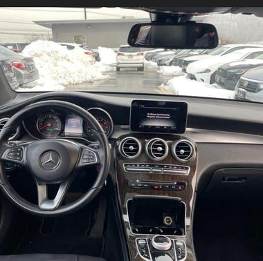 2017 Mercedes-Benz GLC 300 4MATIC