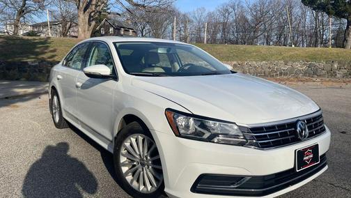 2017 Volkswagen Passat 1.8T SE