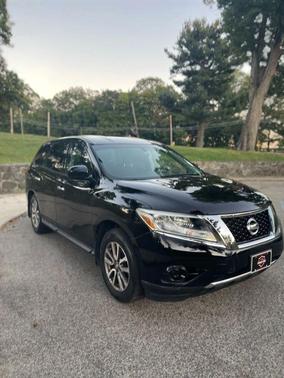 2014 Nissan Pathfinder S