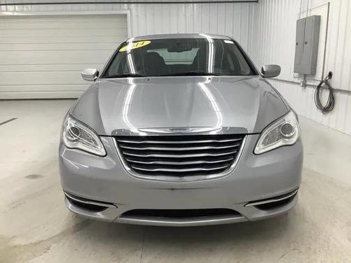 2014 Chrysler 200 Touring
