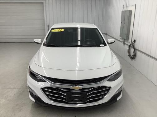 2022 Chevrolet Malibu FWD LT