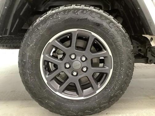 2022 Jeep Gladiator Overland