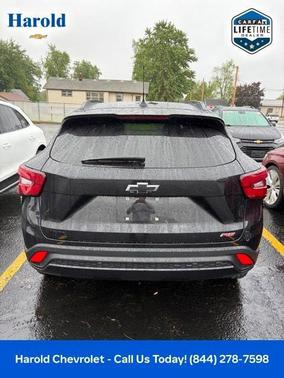 Mosaic Black Metallic 2024 Chevrolet Trax FWD 2RS