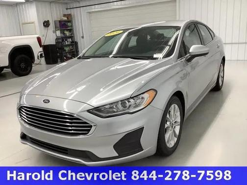 2020 Ford Fusion SE