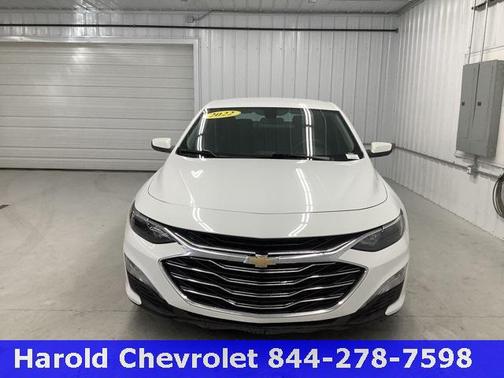 2022 Chevrolet Malibu FWD LT