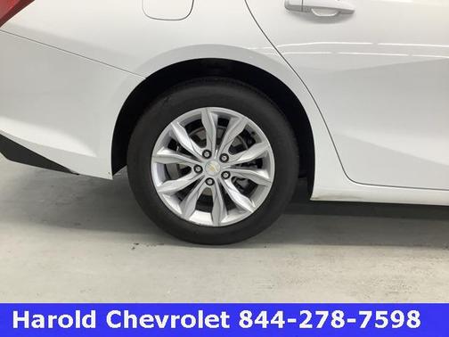 2022 Chevrolet Malibu FWD LT