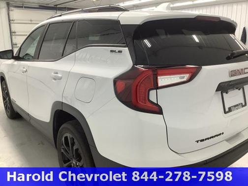 2022 GMC Terrain SLE