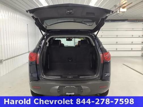 2011 Chevrolet Traverse 2LT