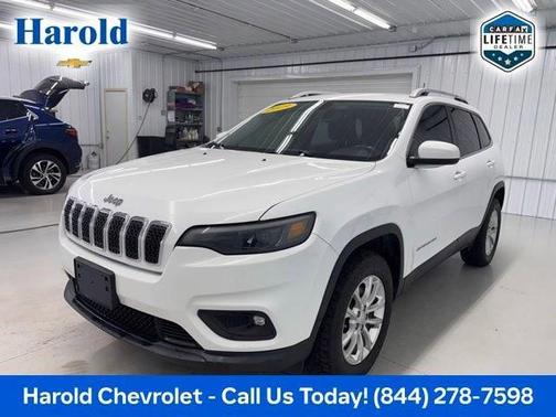 Bright White 2019 Jeep Cherokee Latitude