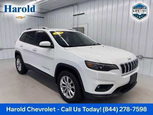 Bright White 2019 Jeep Cherokee Latitude