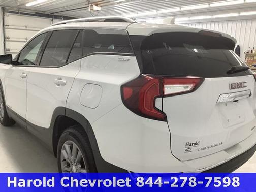2022 GMC Terrain SLT