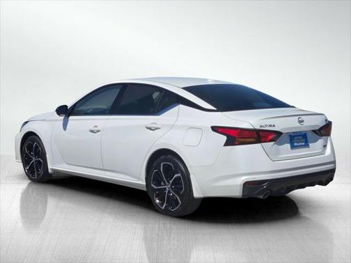 2024 Nissan Altima SR Intelligent AWD