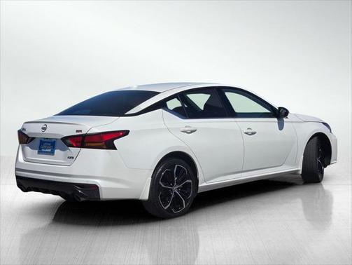 2024 Nissan Altima SR Intelligent AWD