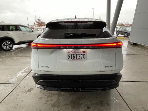 2025 Nissan ARIYA EVOLVE+