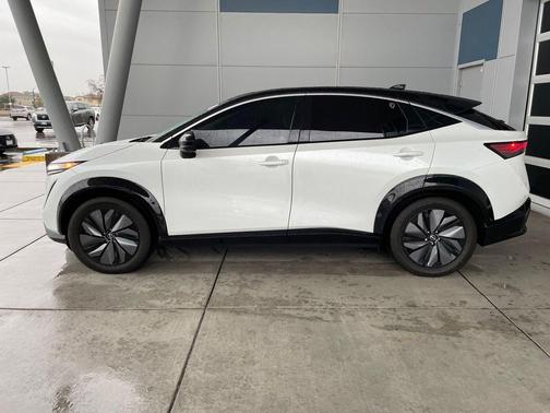 2025 Nissan ARIYA EVOLVE+