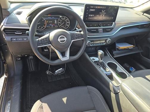 Gun Metallic 2025 Nissan Altima 2.5 SV