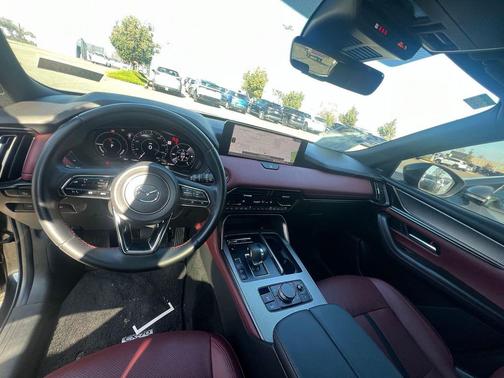 2025 Mazda CX-70 PHEV Premium Plus Package