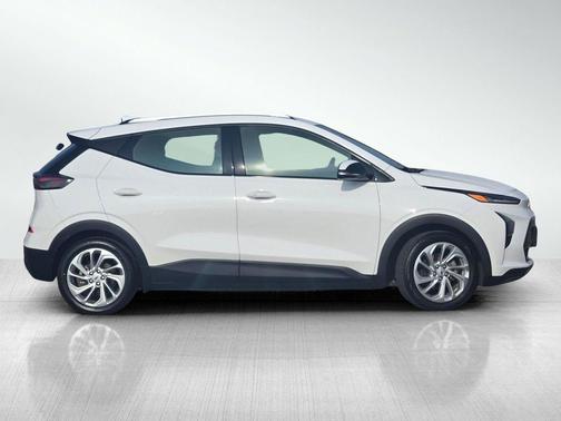 2023 Chevrolet Bolt EUV FWD LT