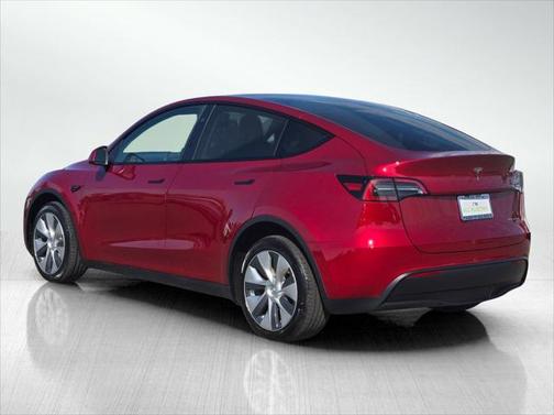 2024 Tesla Model Y Long Range Dual Motor All-Wheel Drive
