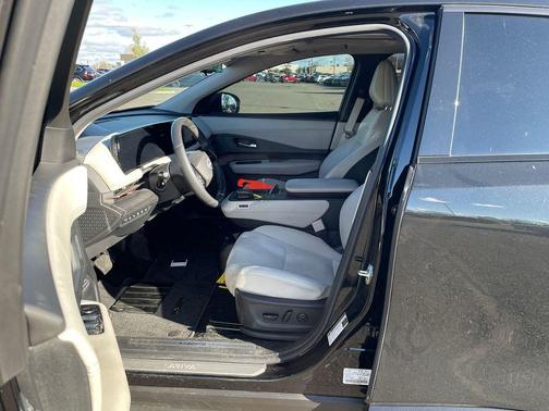 2024 Nissan ARIYA EVOLVE+