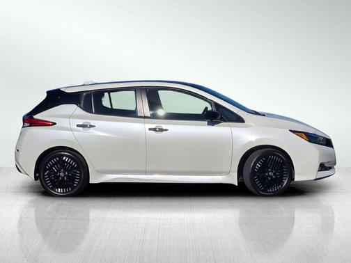 2025 Nissan Leaf SV PLUS