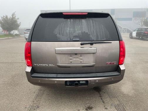 2014 GMC Yukon XL 1500 SLT