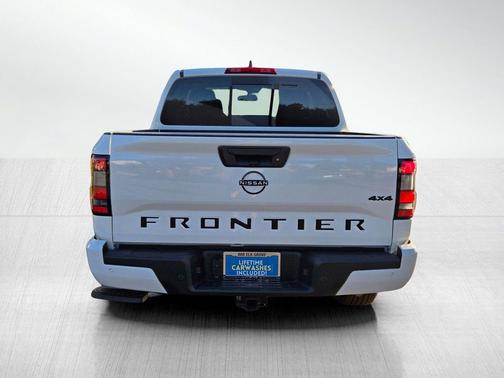 Glacier White 2026 Nissan Frontier SV