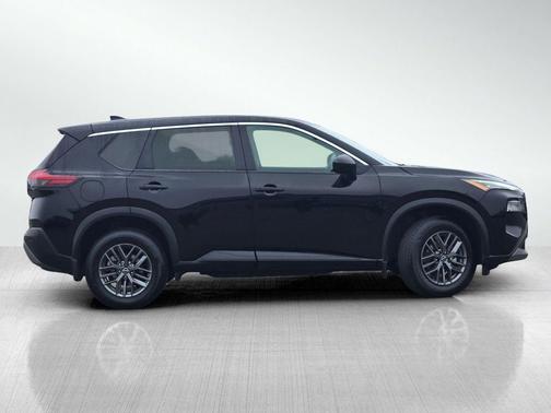 2022 Nissan Rogue S