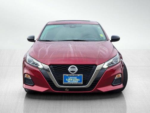 2020 Nissan Altima SR FWD