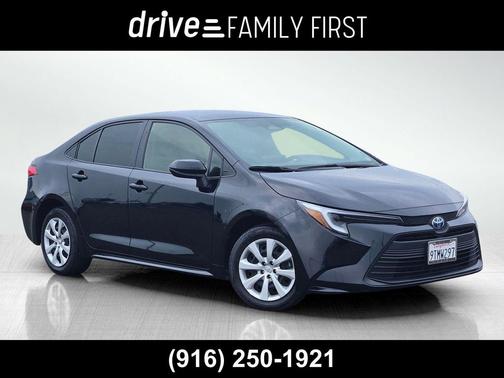 2025 Toyota Corolla Hybrid LE