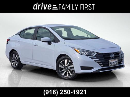 2024 Nissan Versa 1.6 SV